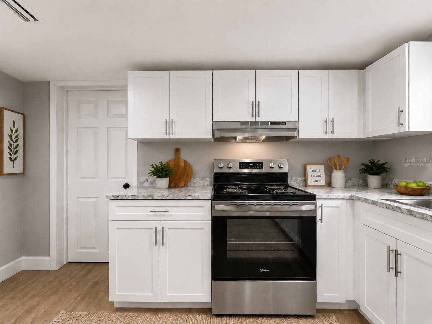 Virtually Staged - 8117 N KLONDYKE ST, TAMPA