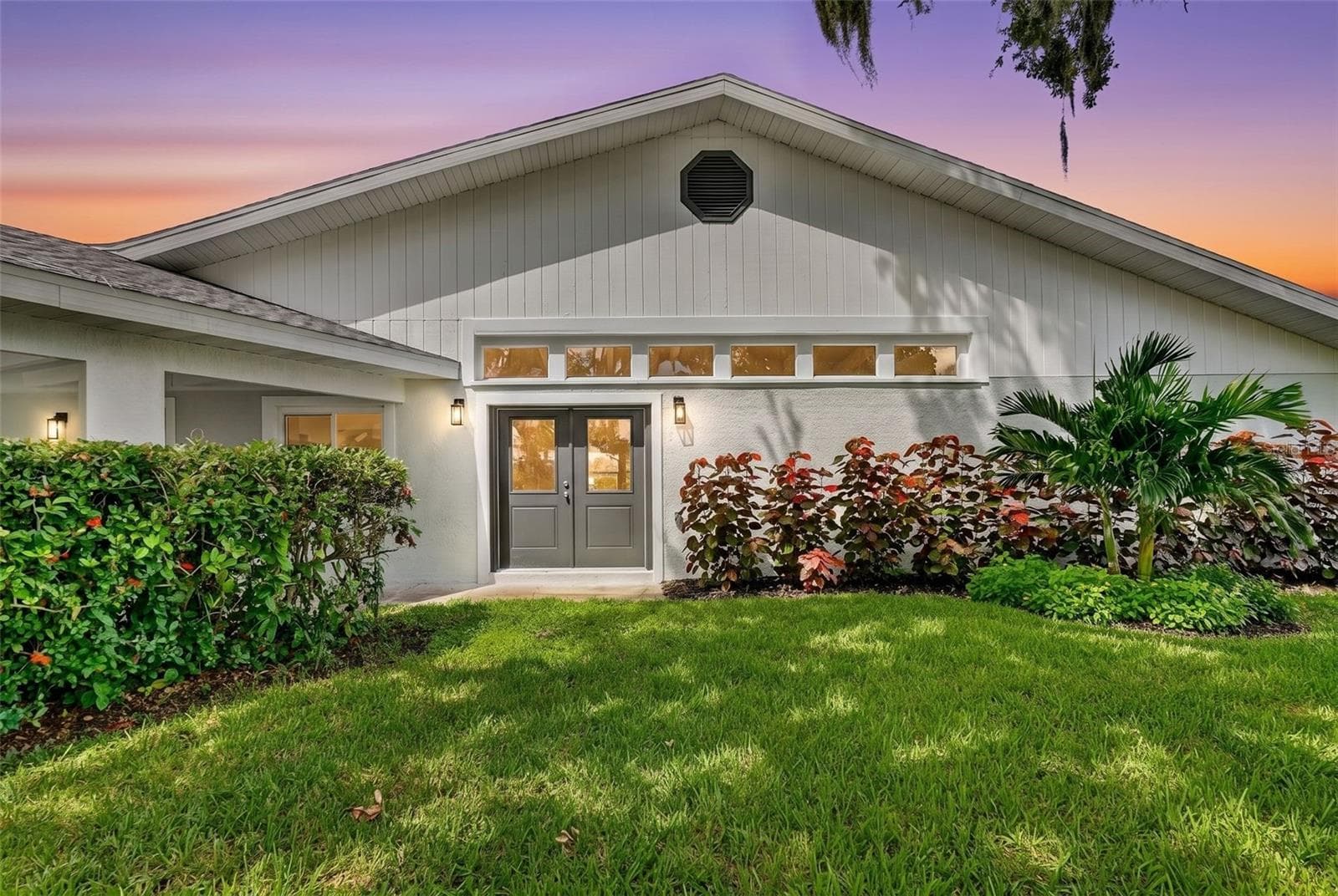 341 SHORE DR