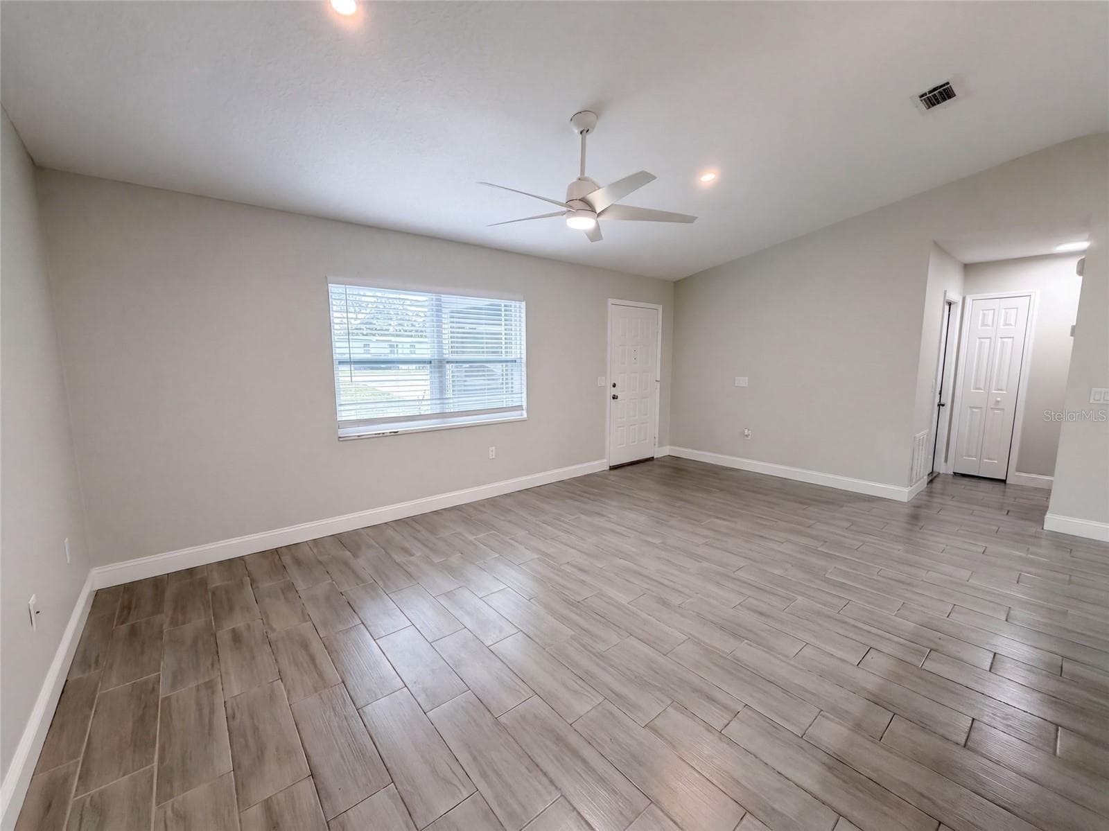 Single Family Residence at 8165 RIDGE RD, WEEKI WACHEE, photo 3 of 36