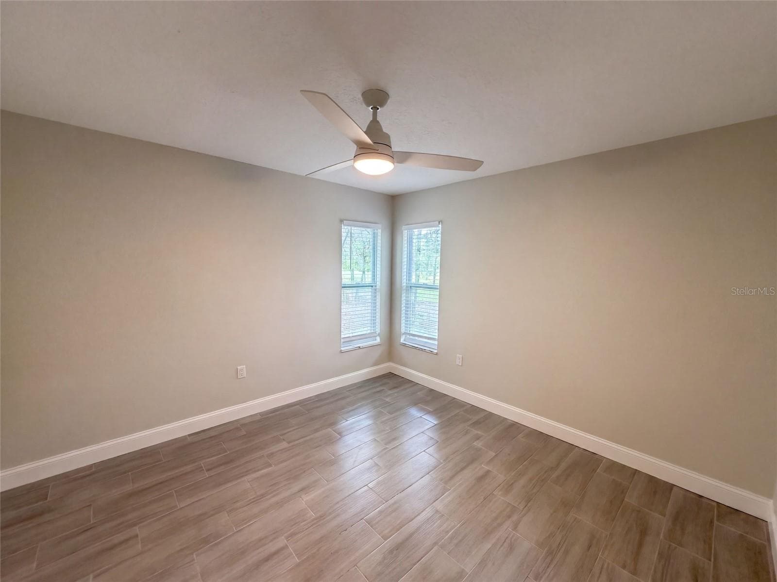 Single Family Residence at 8165 RIDGE RD, WEEKI WACHEE, photo 6 of 36