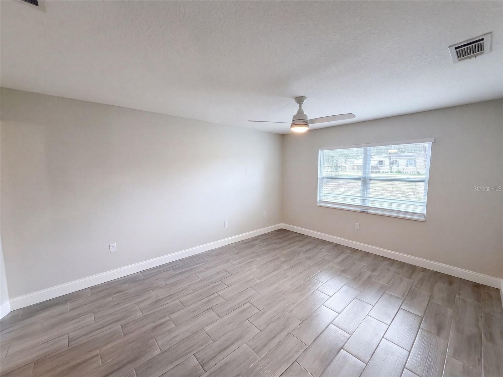 Single Family Residence at 8165 RIDGE RD, WEEKI WACHEE, photo 11 of 36