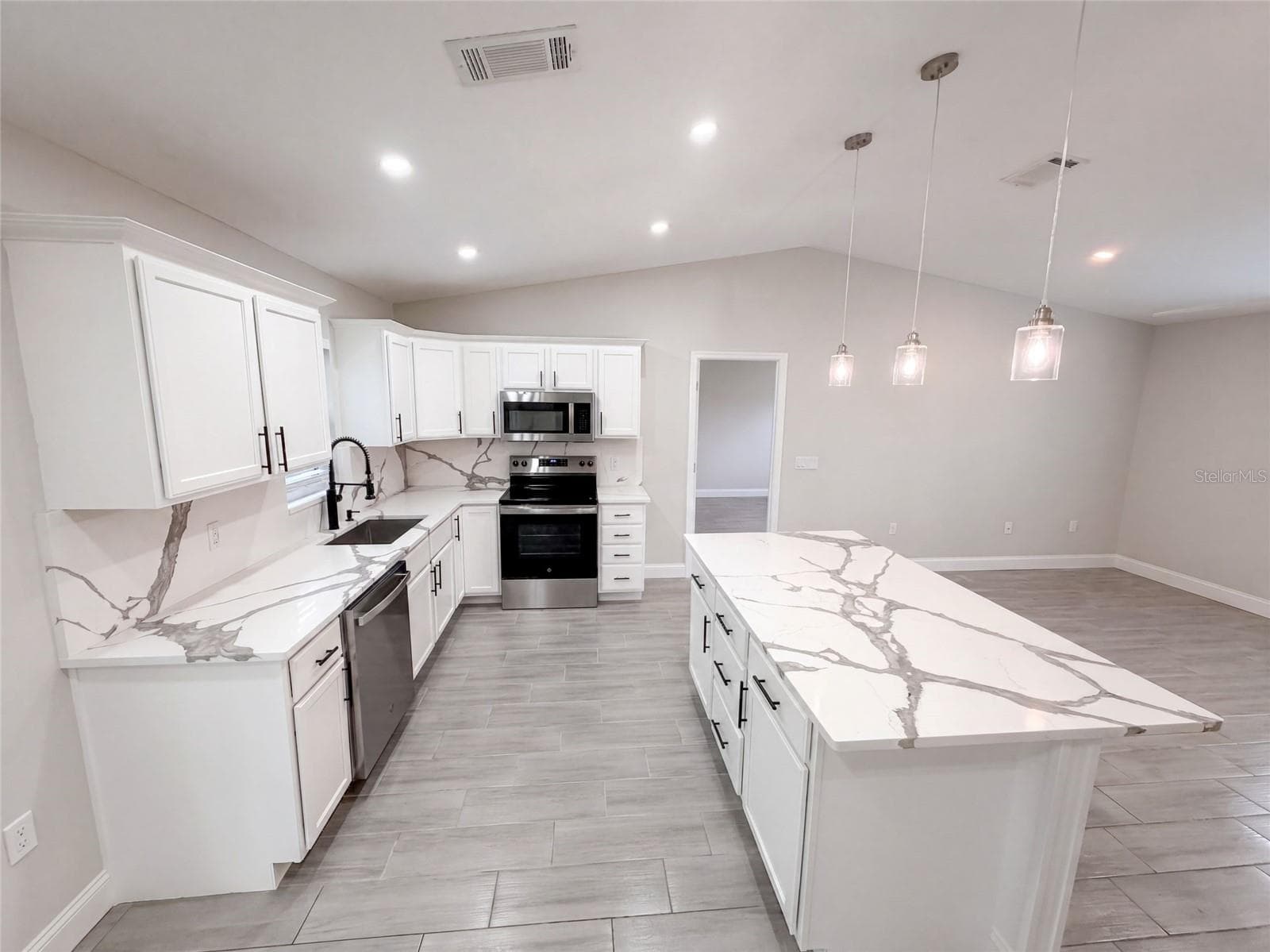 Single Family Residence at 8165 RIDGE RD, WEEKI WACHEE, photo 22 of 36