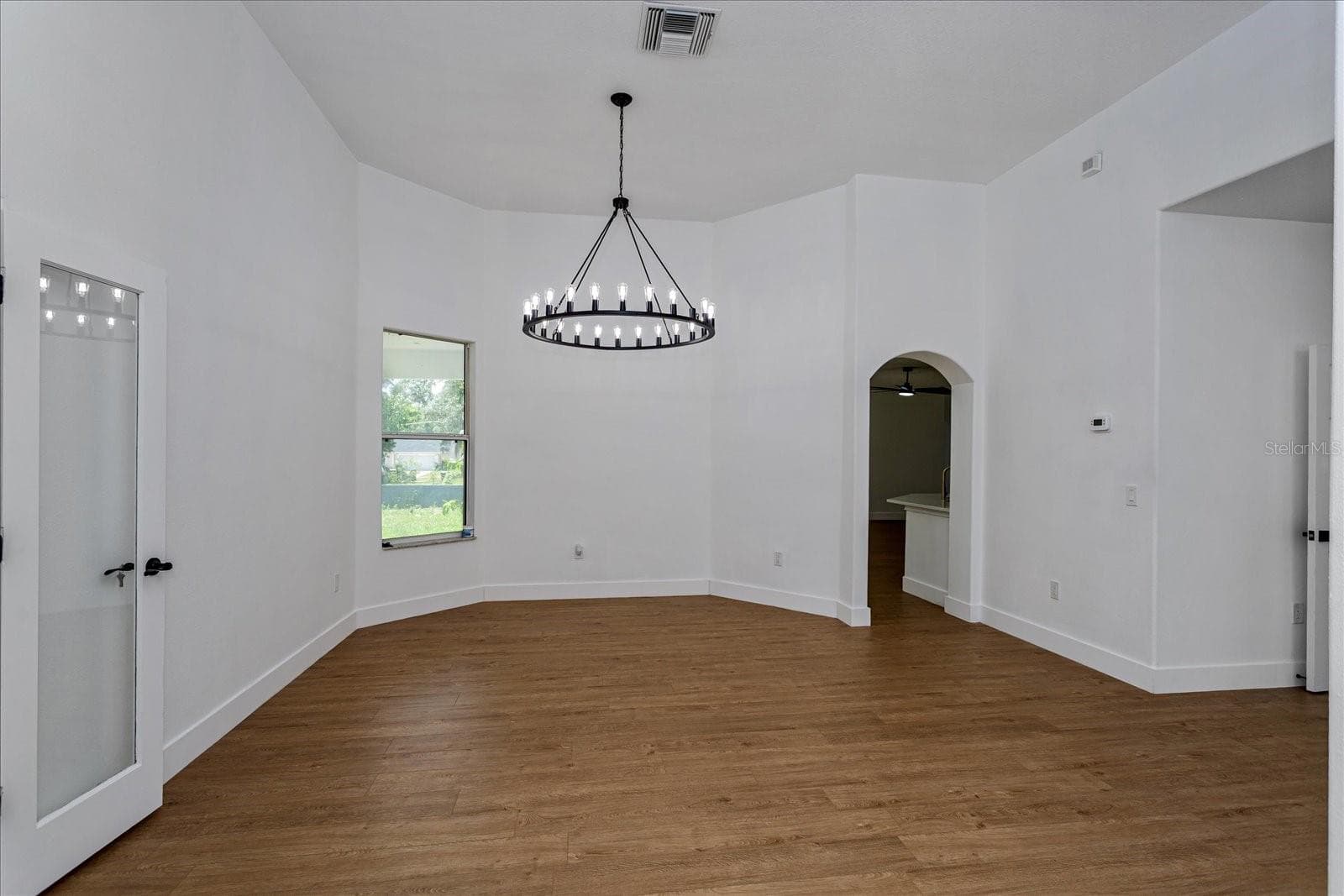Single Family Residence at 1222 N HART BLVD, ORLANDO, photo 4 of 43
