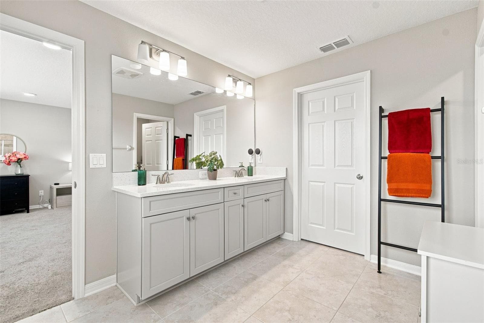 Single Family Residence at 31840 SAPNA CHIME DR, WESLEY CHAPEL, photo 26 of 56