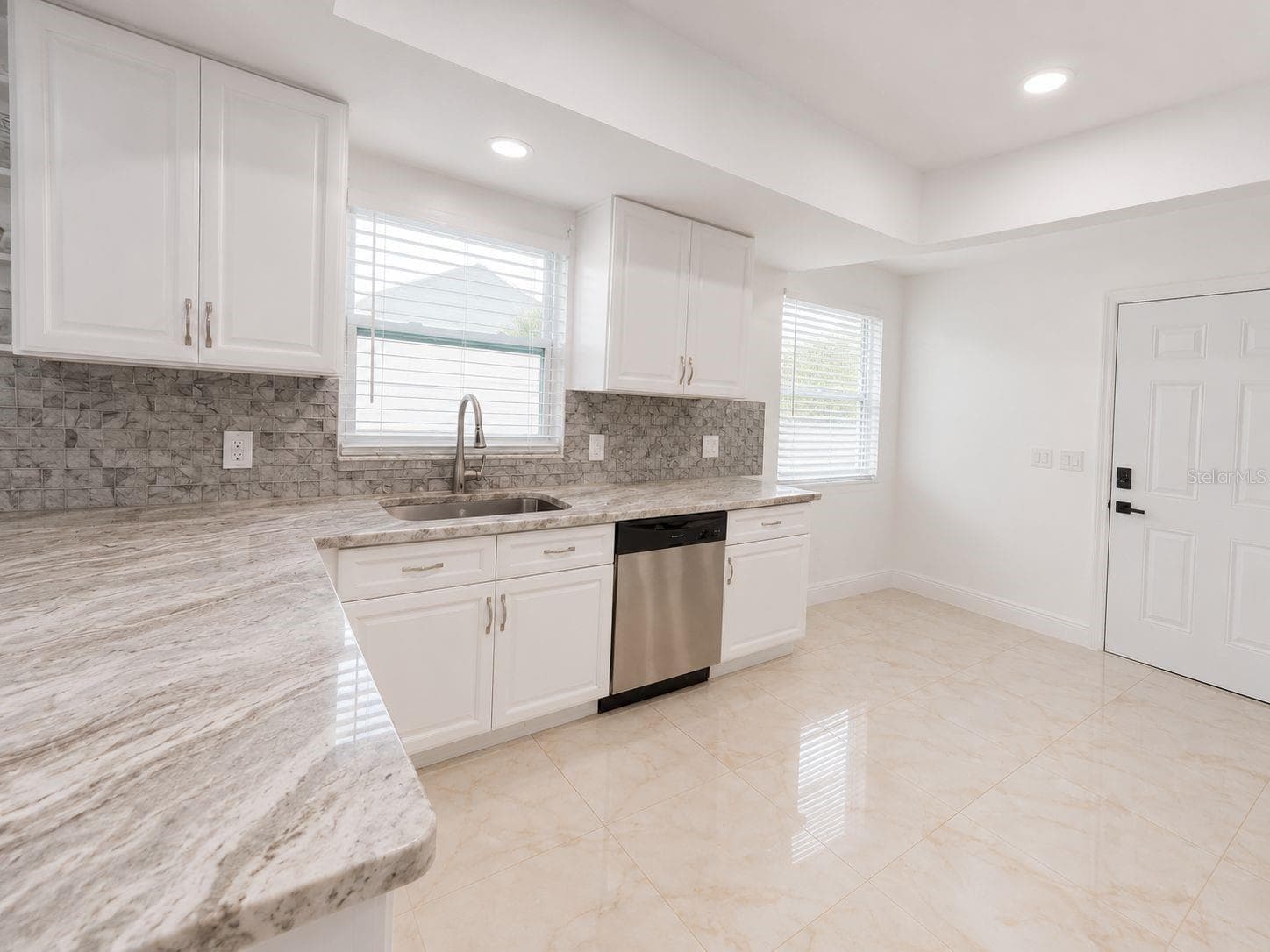 Single Family Residence at 9203 CAMINO VILLA BLVD, TAMPA, photo 6 of 18