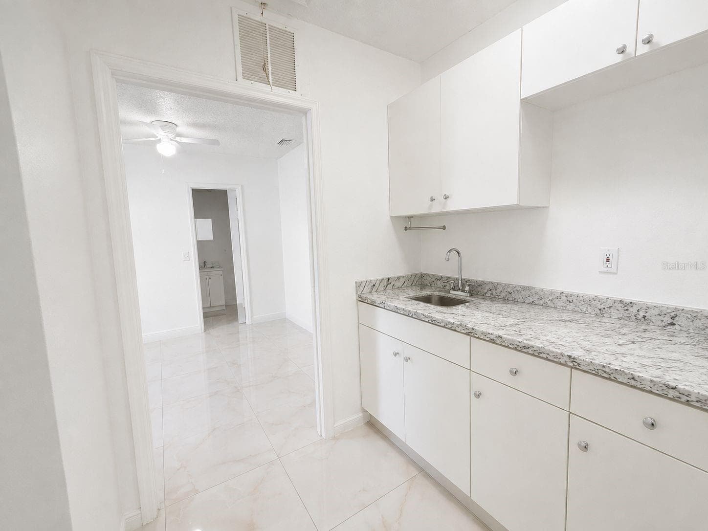 Single Family Residence at 9203 CAMINO VILLA BLVD, TAMPA, photo 17 of 18