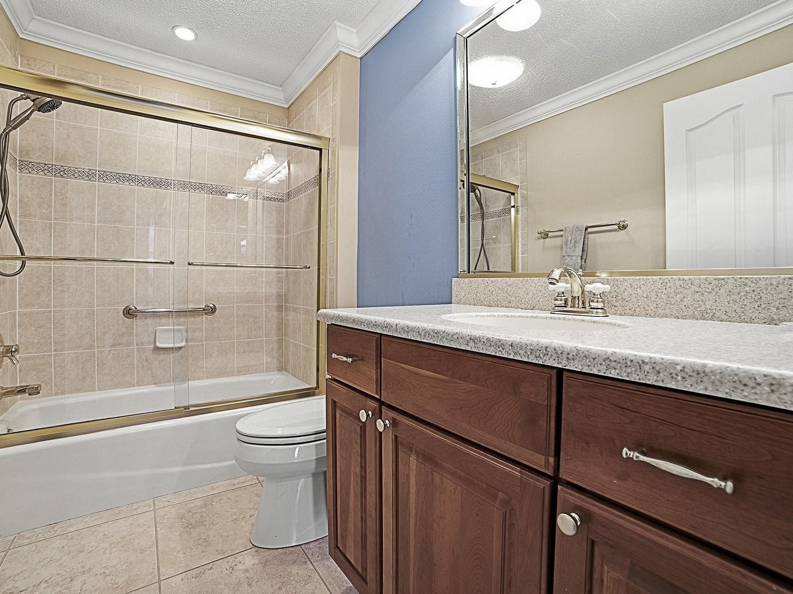 Single Family Residence at 622 MAYBANK LOOP, THE VILLAGES, photo 17 of 26