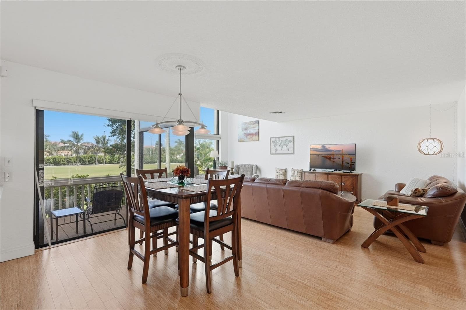 Townhouse at 5619 ESCONDIDA BLVD S, ST PETERSBURG, photo 10 of 39