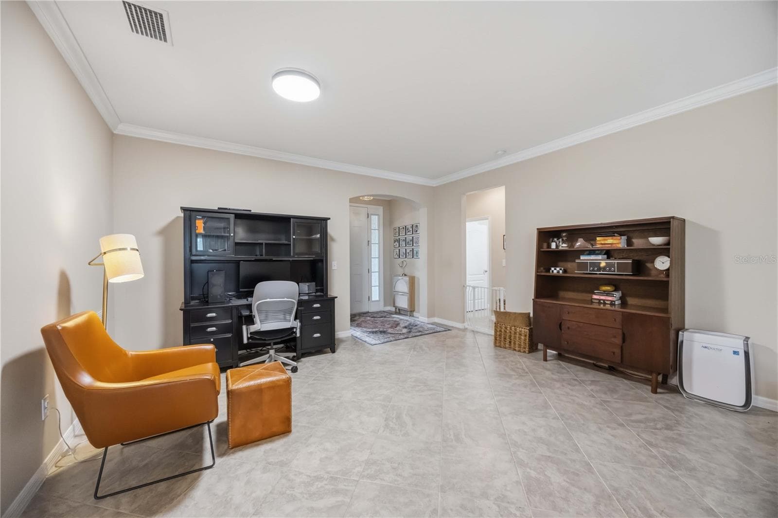 Single Family Residence at 5516 CARTAGENA DR, SARASOTA, photo 5 of 46