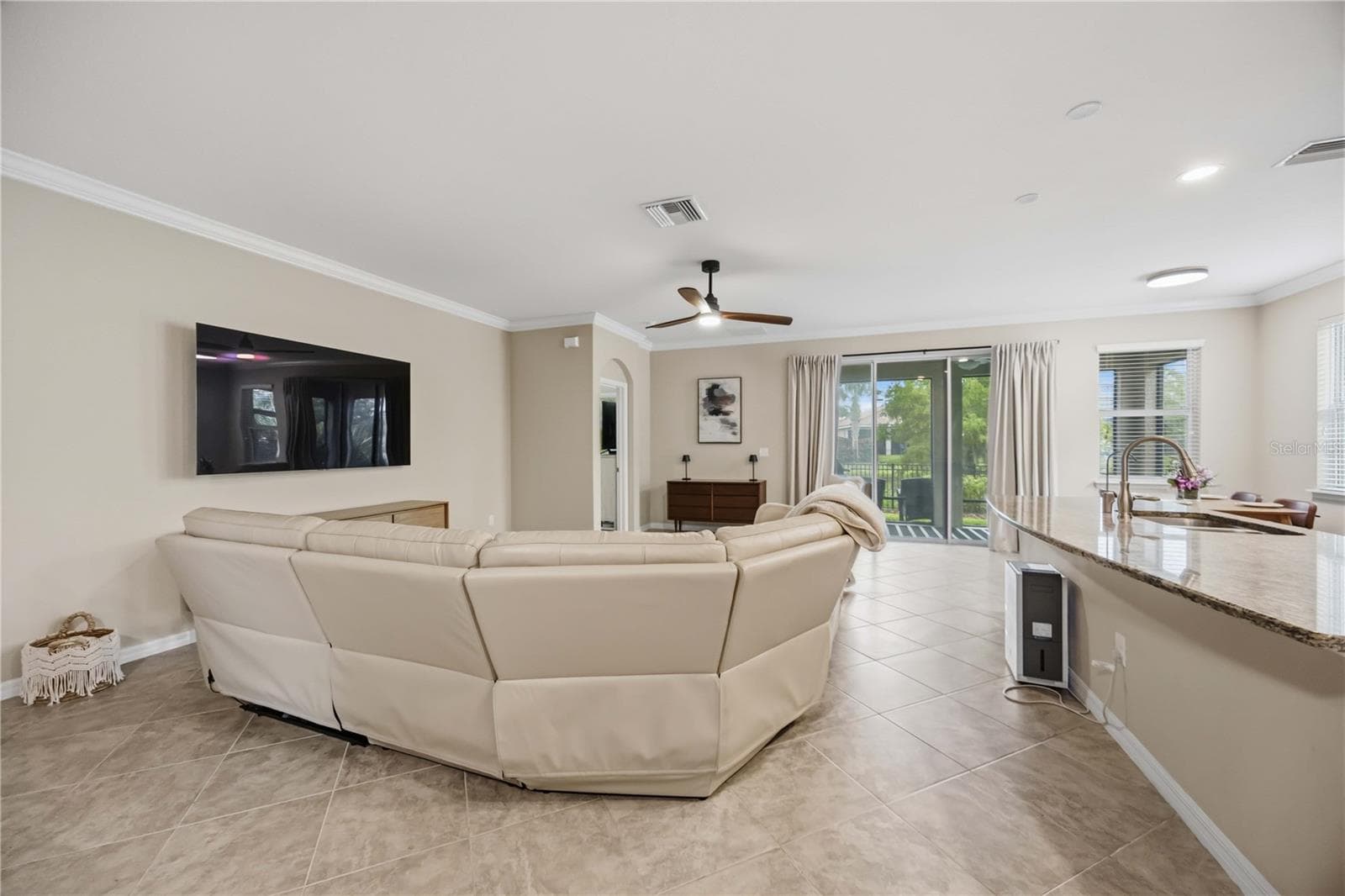 Single Family Residence at 5516 CARTAGENA DR, SARASOTA, photo 6 of 46