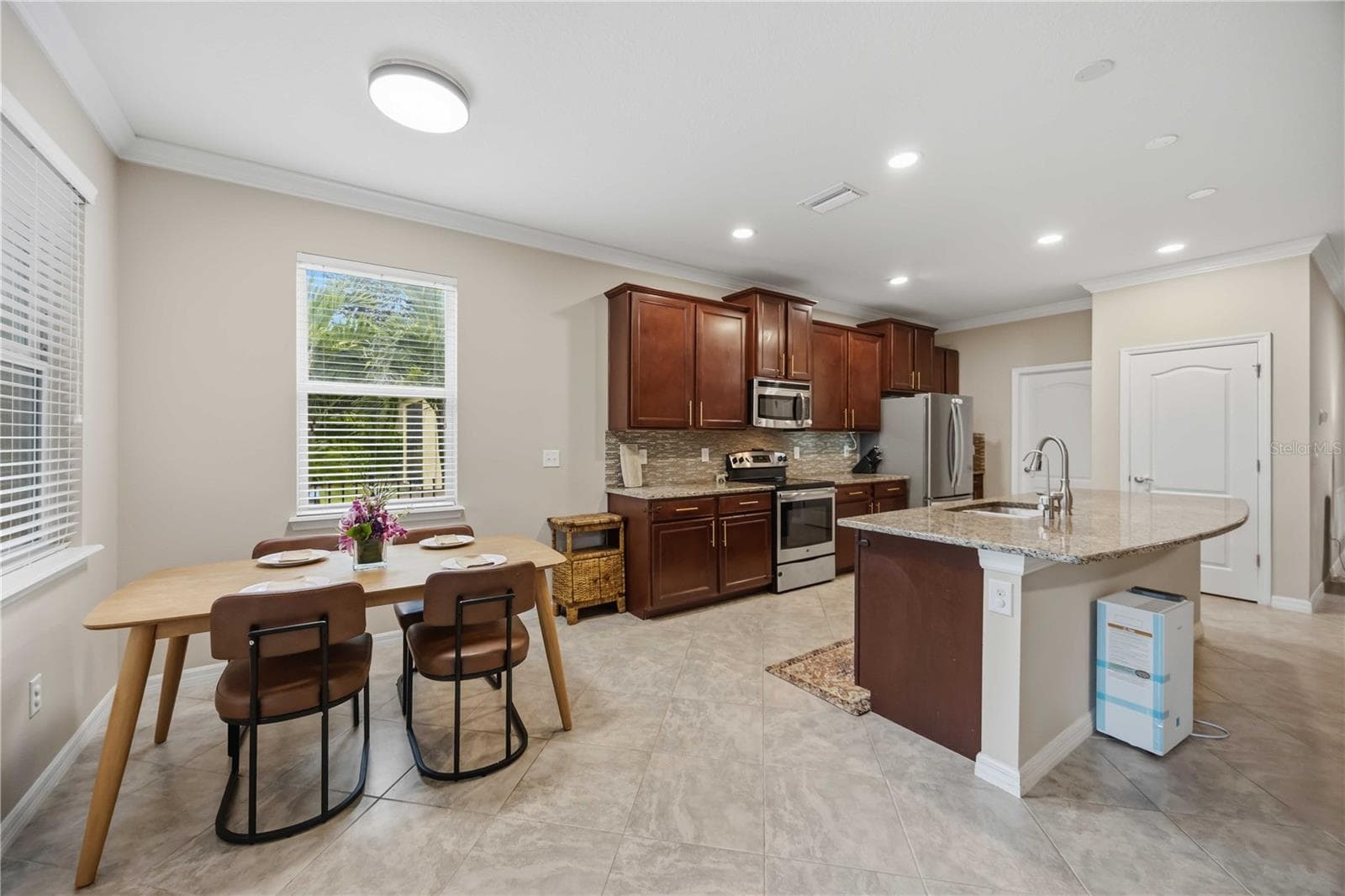 Single Family Residence at 5516 CARTAGENA DR, SARASOTA, photo 14 of 46