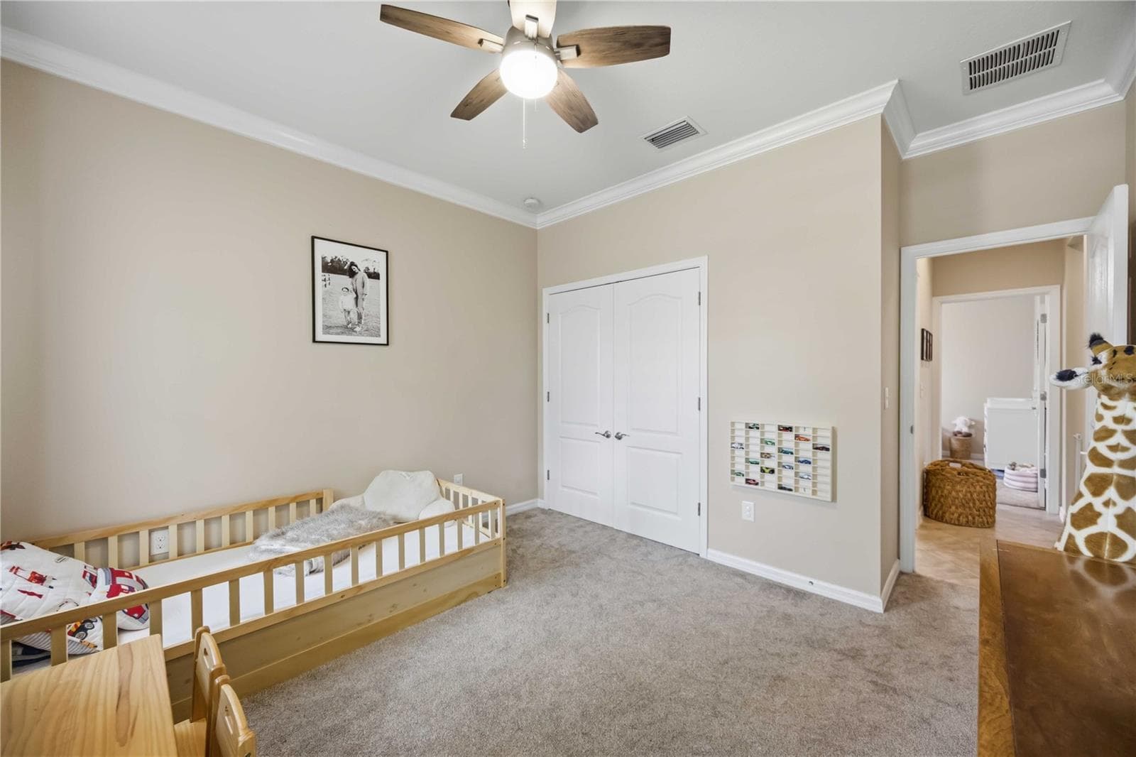 Single Family Residence at 5516 CARTAGENA DR, SARASOTA, photo 18 of 46