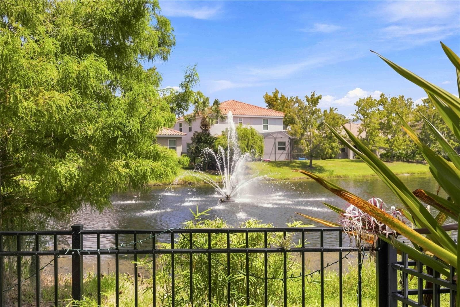 Single Family Residence at 5516 CARTAGENA DR, SARASOTA, photo 37 of 46