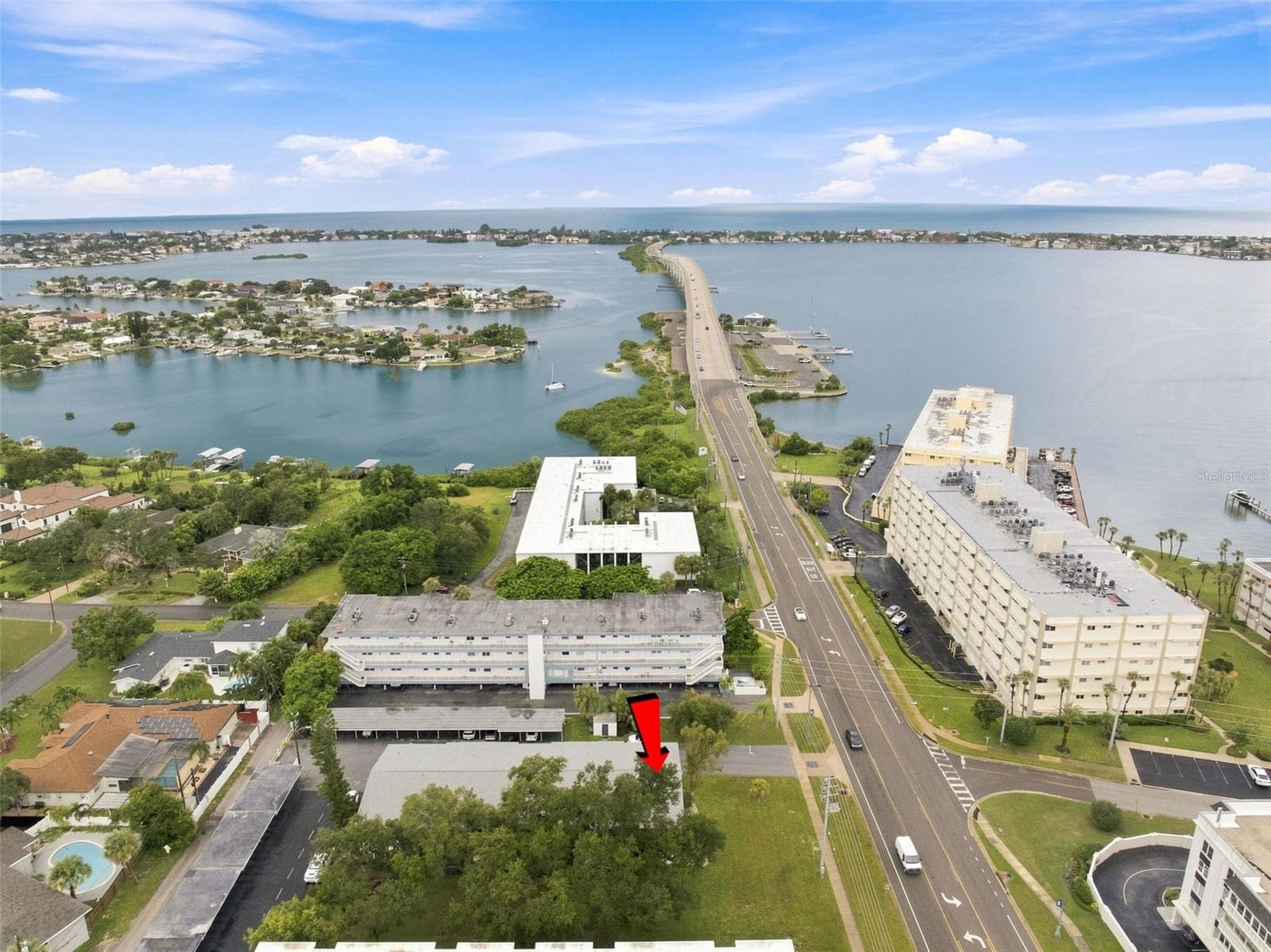 2950 W BAY DR #B1