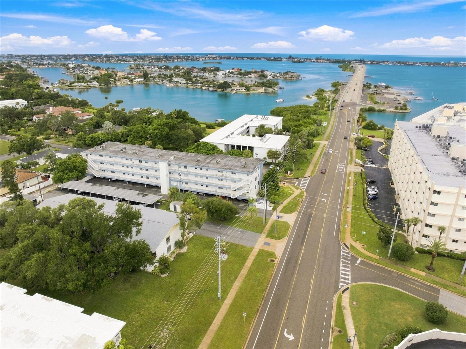 Condominium at 2950 W BAY DR #B1, BELLEAIR BLUFFS, photo 40 of 41