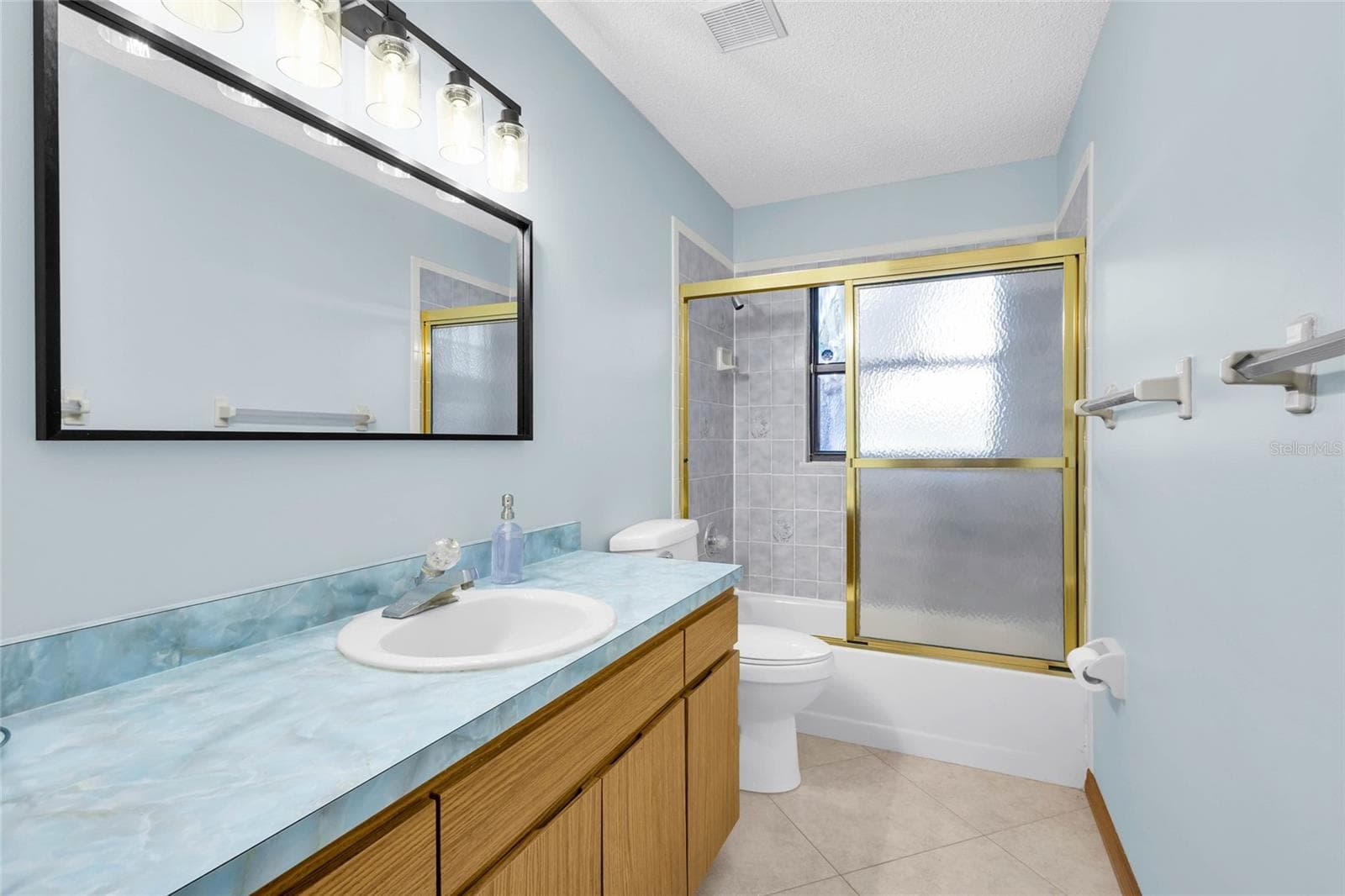 Bathroom #3 with new mirror and lighting - 2805 LAKE TOHOPEKALIGA BLVD, KISSIMMEE