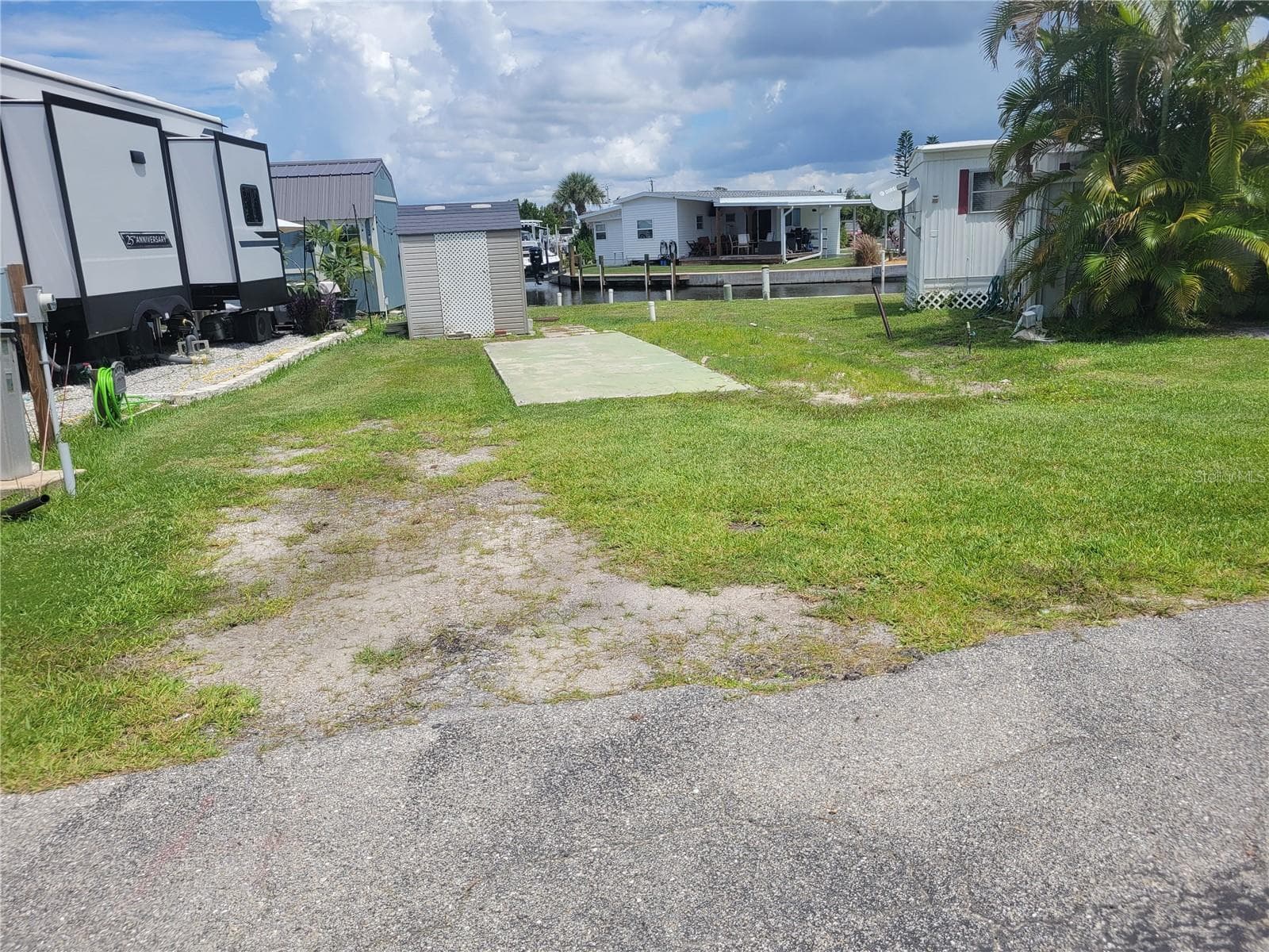 VENICE BAY ADULT PARK