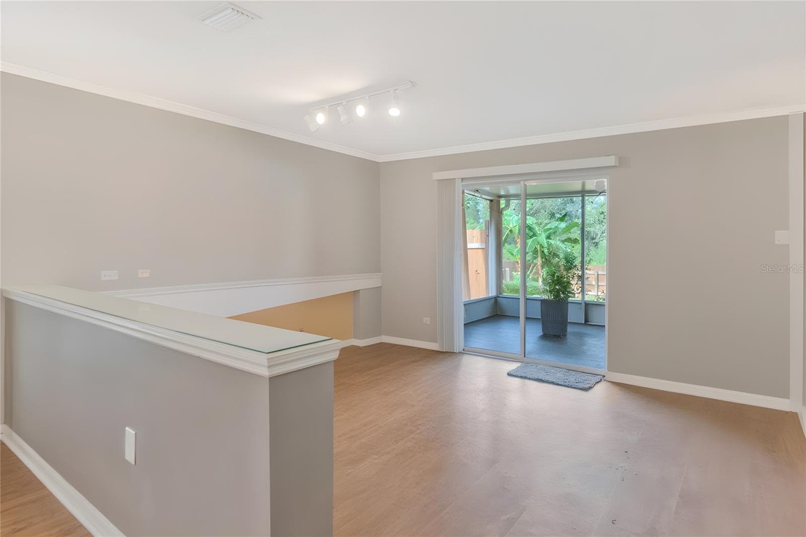 Ai edited without furniture - 19604 TIMBERBLUFF DR, LAND O LAKES