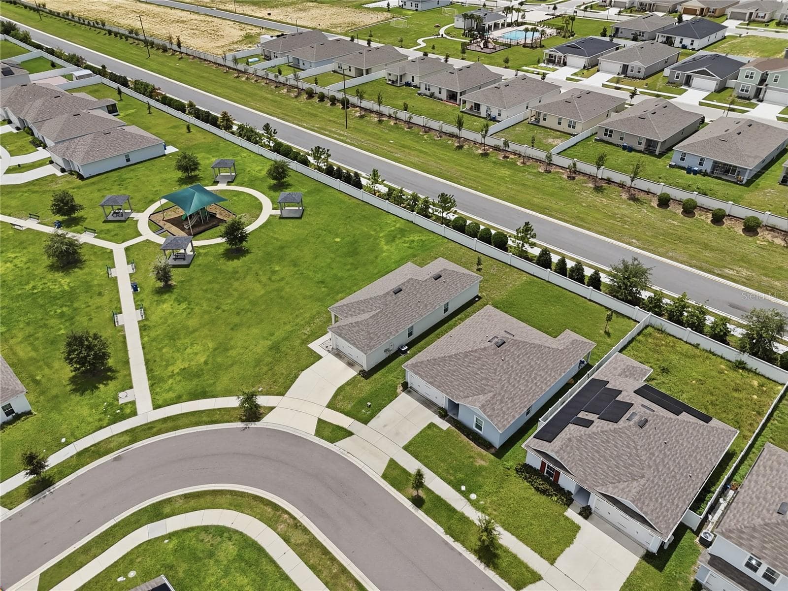 Single Family Residence at 1403 MADISON CIR, HAINES CITY, photo 35 of 38