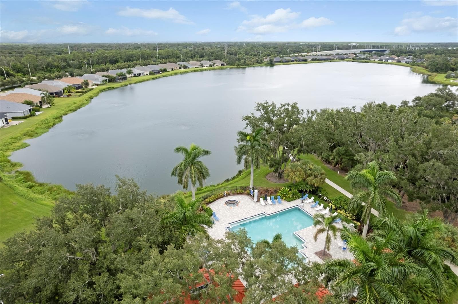 Single Family Residence at 4727 CREEKRIDGE CT, BRADENTON, photo 14 of 54