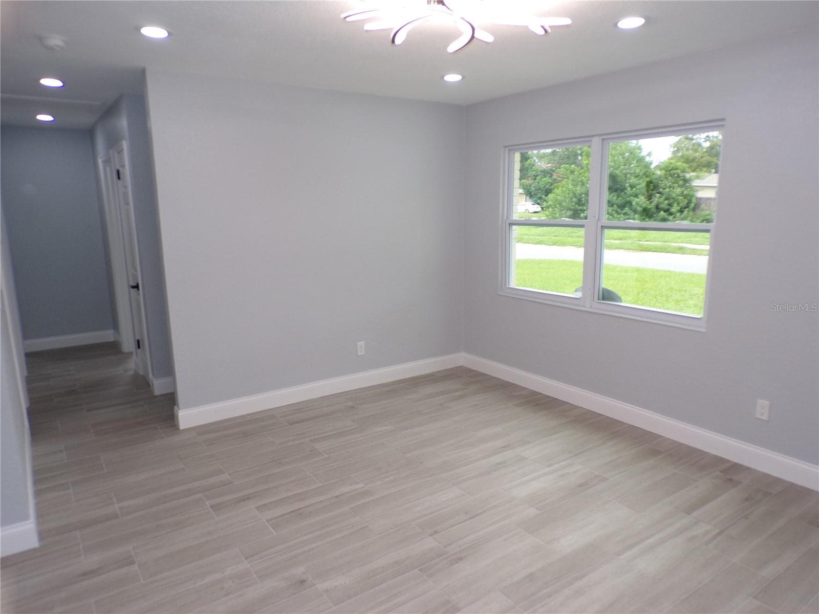 Single Family Residence at 13674 120TH LN, SEMINOLE, photo 7 of 27