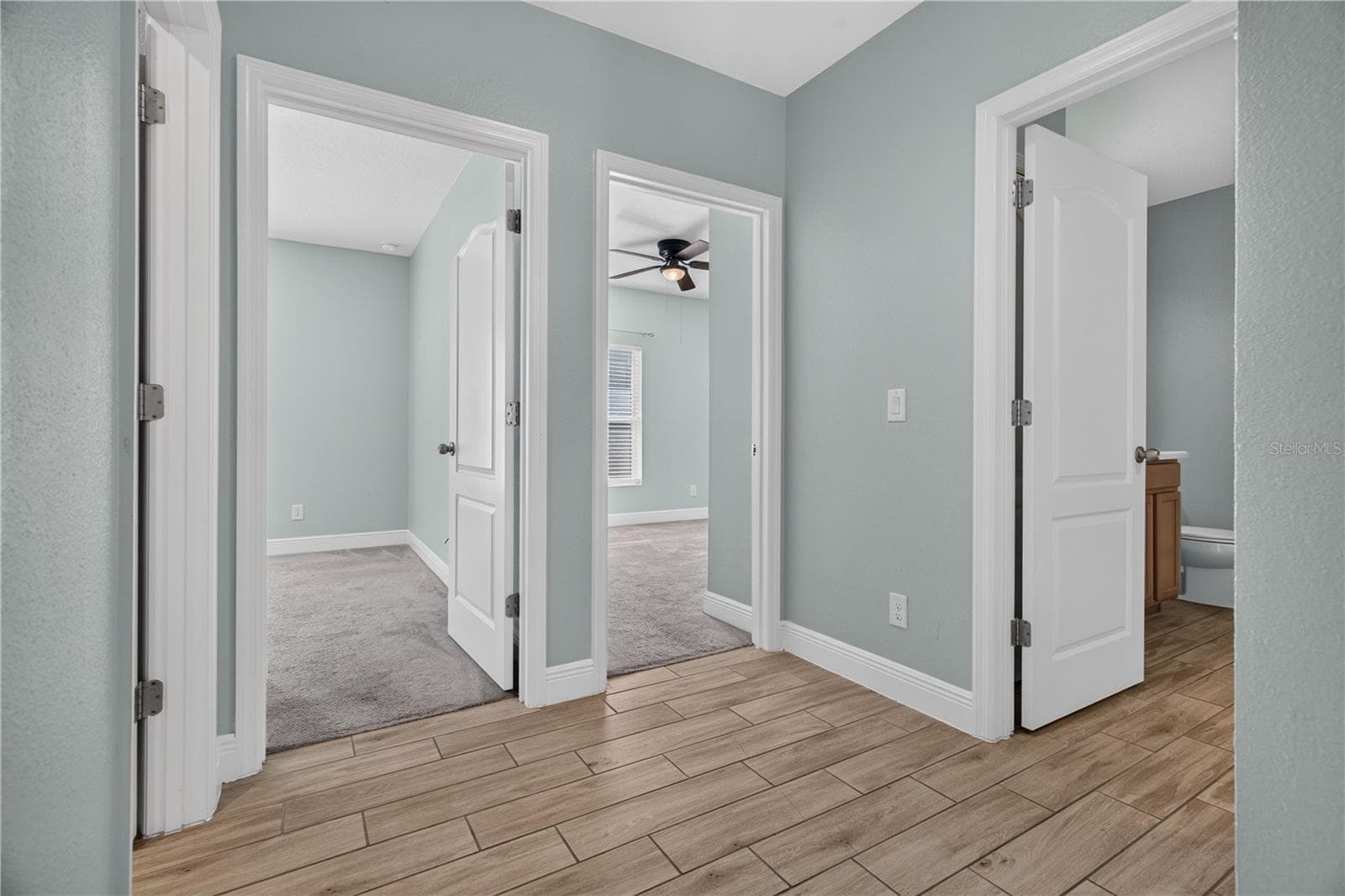 Bedroom Hallway - 878 BENJAMIN TRL, DAVENPORT