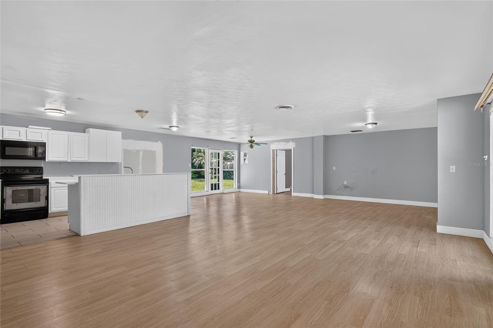 Single Family Residence at 1220 HOWELL BRANCH RD, WINTER PARK, photo 4 of 49