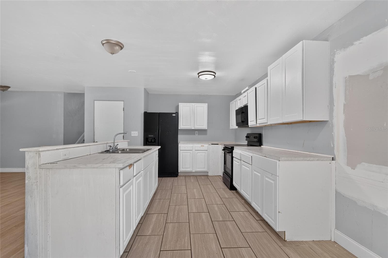 Single Family Residence at 1220 HOWELL BRANCH RD, WINTER PARK, photo 12 of 49