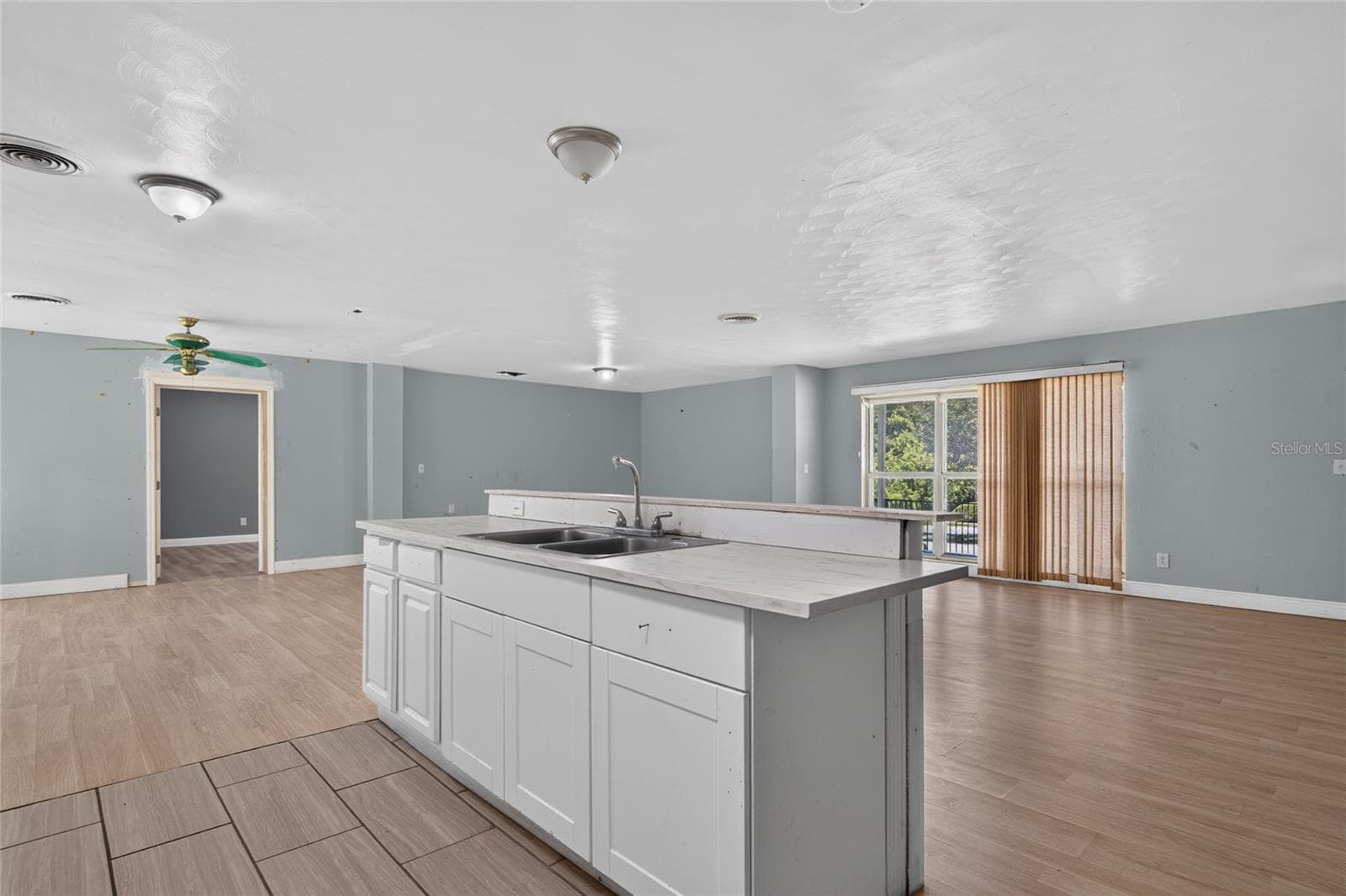 Single Family Residence at 1220 HOWELL BRANCH RD, WINTER PARK, photo 15 of 49