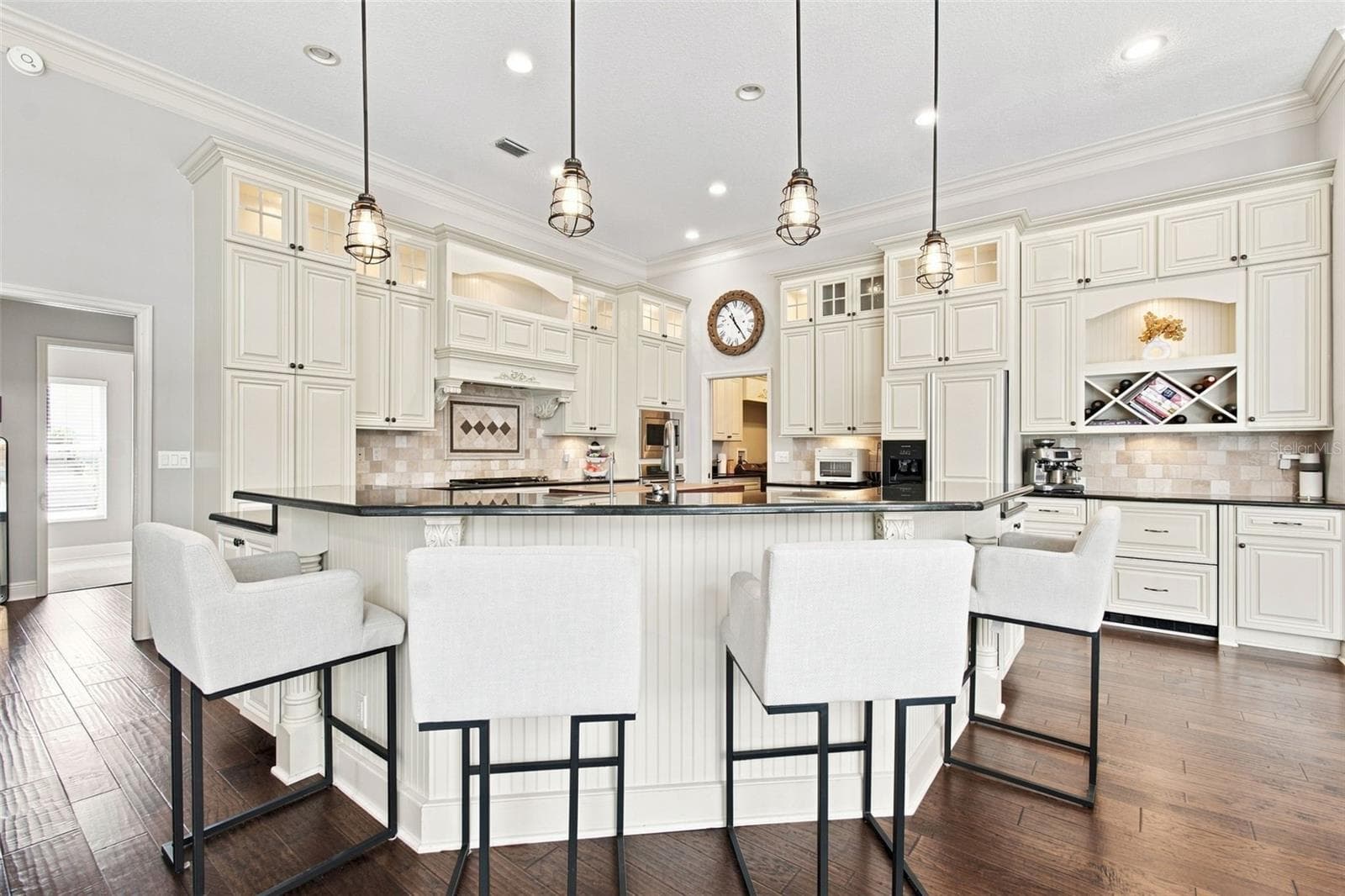 Single Family Residence at 9212 PINE ISLAND CT, TAMPA, photo 12 of 111