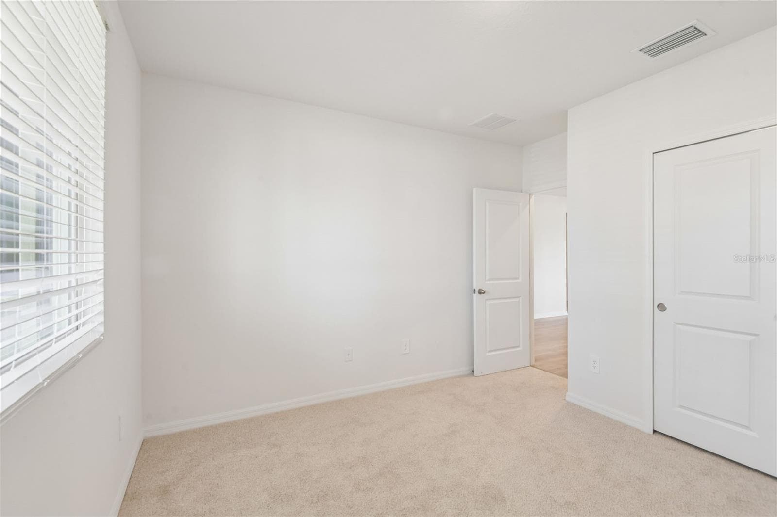 Single Family Residence at 14152 HARVEST PINES LN, HUDSON, photo 18 of 39