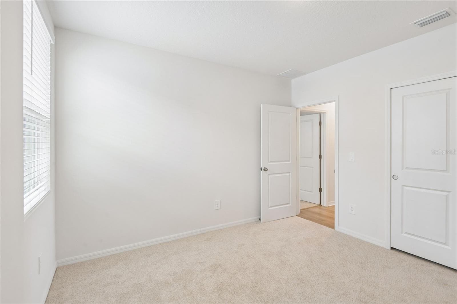 Single Family Residence at 14152 HARVEST PINES LN, HUDSON, photo 26 of 39