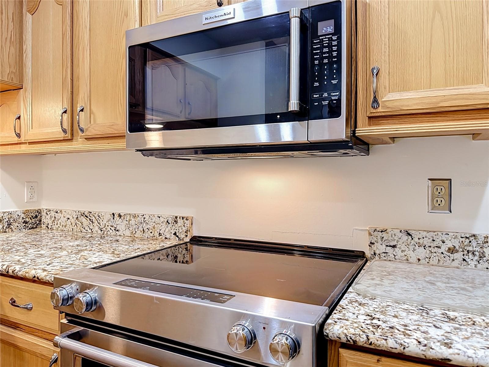 Condominium at 2936 S SEMORAN BLVD #105, ORLANDO, photo 7 of 46