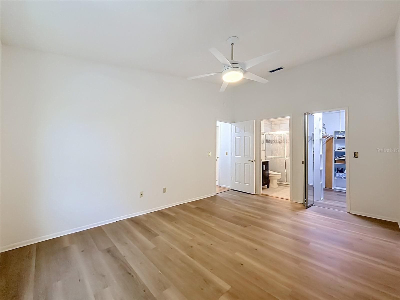 Condominium at 2936 S SEMORAN BLVD #105, ORLANDO, photo 14 of 46