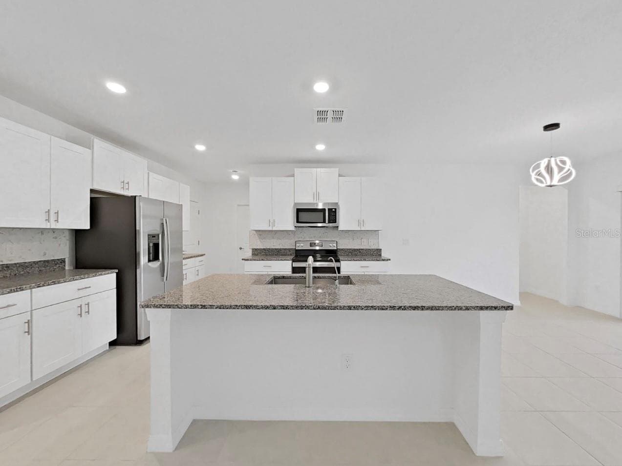 Kitchen - 36385 FLATS ST, ZEPHYRHILLS