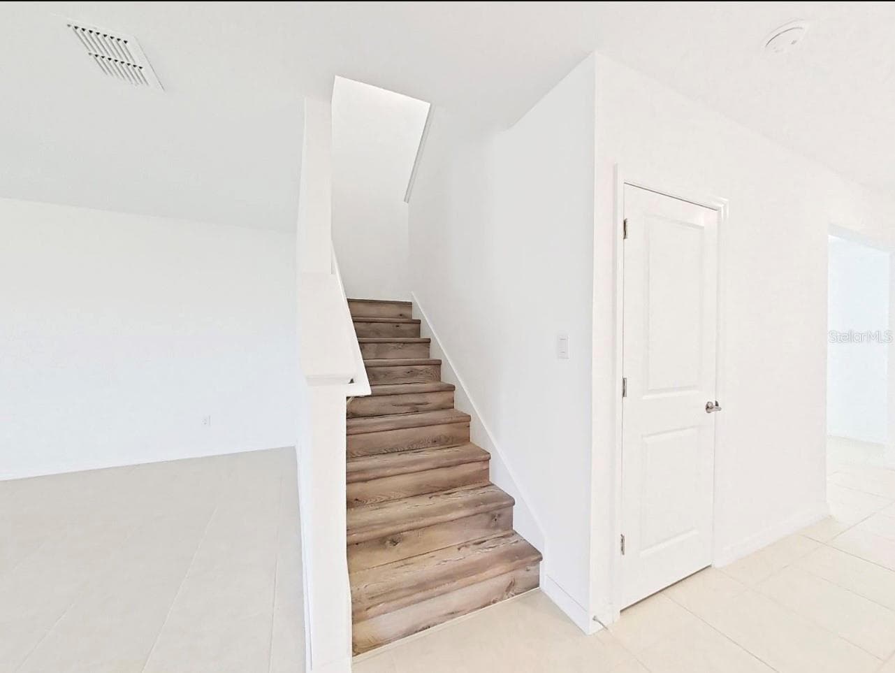 Stair to Loft - 36385 FLATS ST, ZEPHYRHILLS