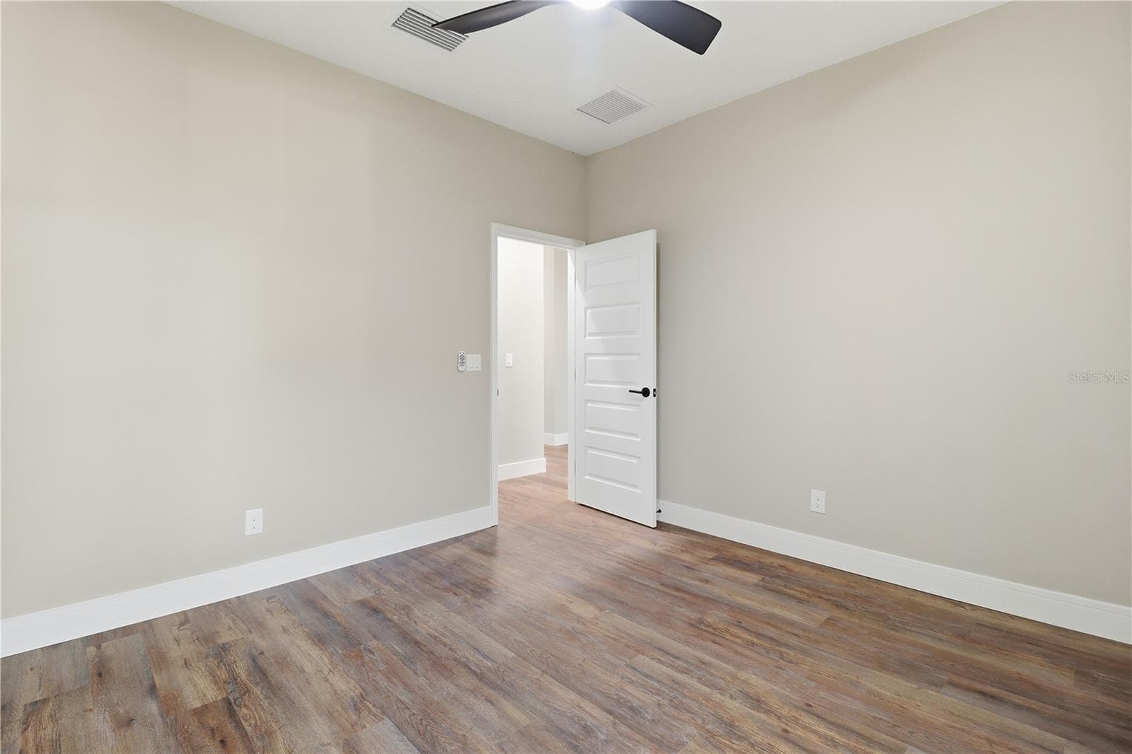 Single Family Residence at 19126 SW 101ST ST, DUNNELLON, photo 16 of 64