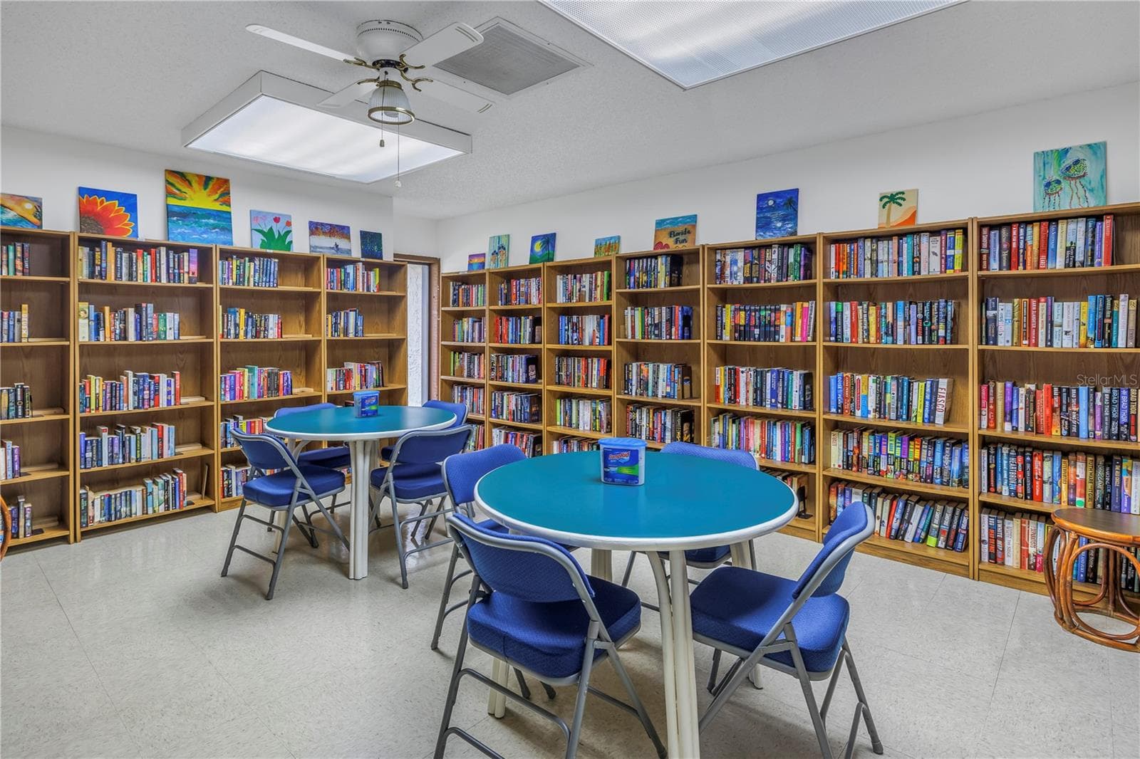 Clubhouse Library - 2529 OAKLEAF LN #30C, CLEARWATER