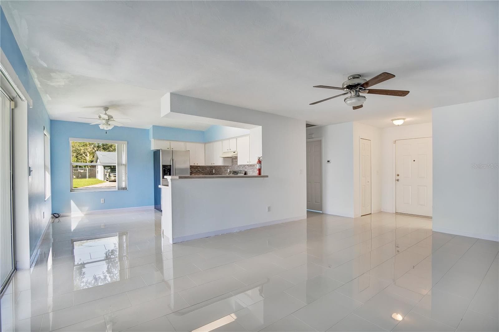 Single Family Residence at 561 15TH ST, HOLLY HILL, photo 5 of 39