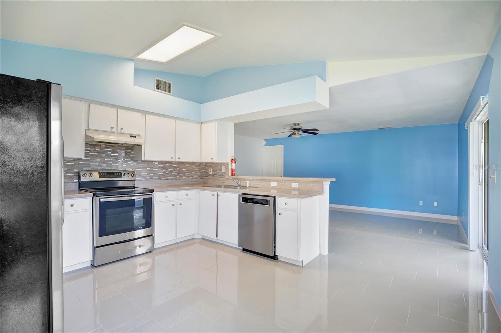 Single Family Residence at 561 15TH ST, HOLLY HILL, photo 10 of 39