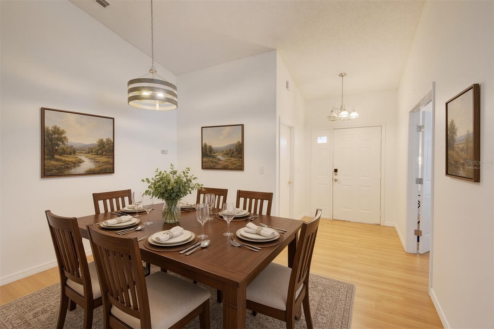 Virtually Staged Dining Room - 538 QUEENSBRIDGE DR, LAKE MARY