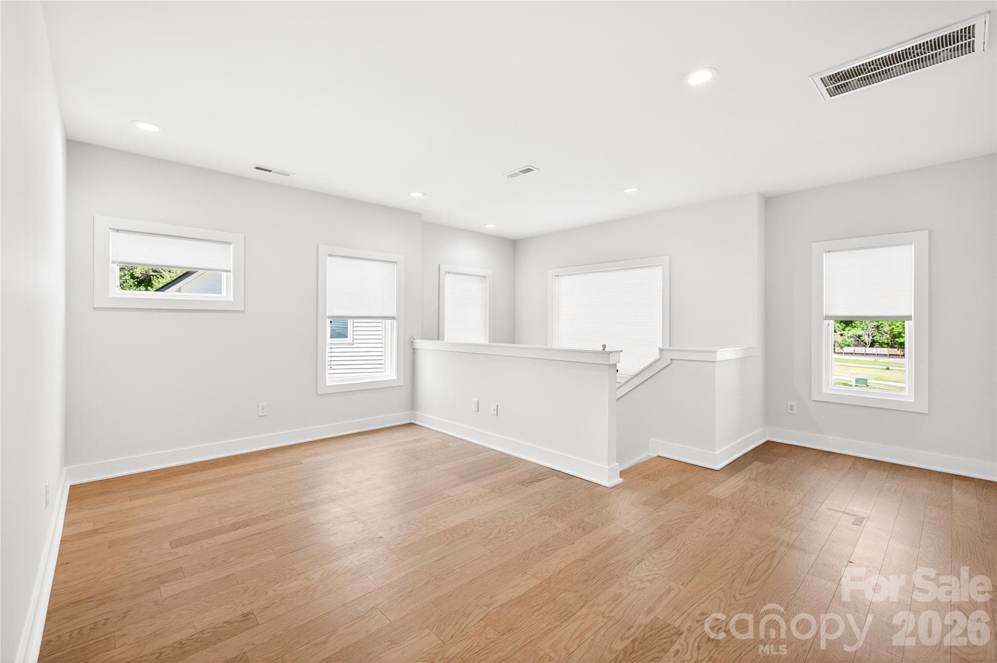 Large loft. - 5044 Double Lakes Drive, Charlotte