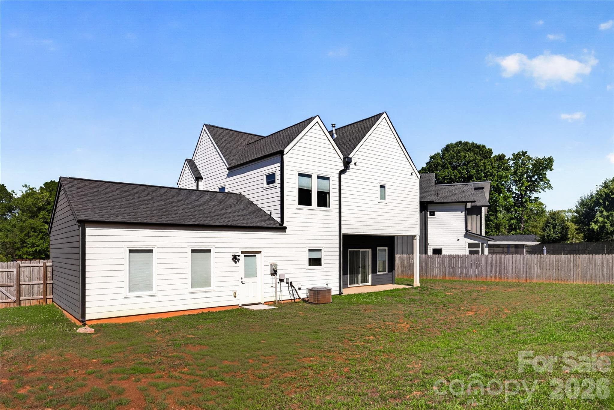 Rear elevation - 5044 Double Lakes Drive, Charlotte