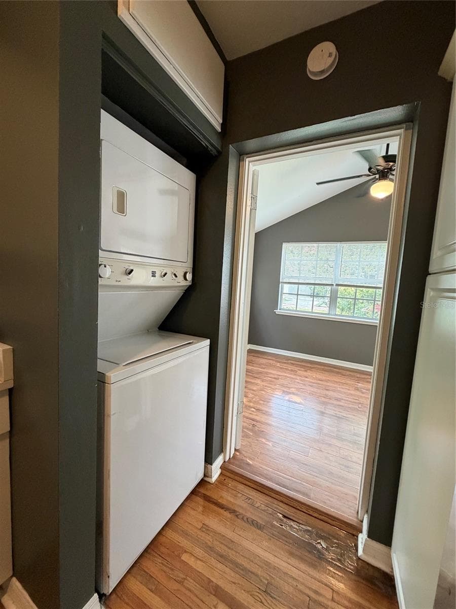 Single Family Residence at 471 HOLT AVE, WINTER PARK, photo 12 of 27