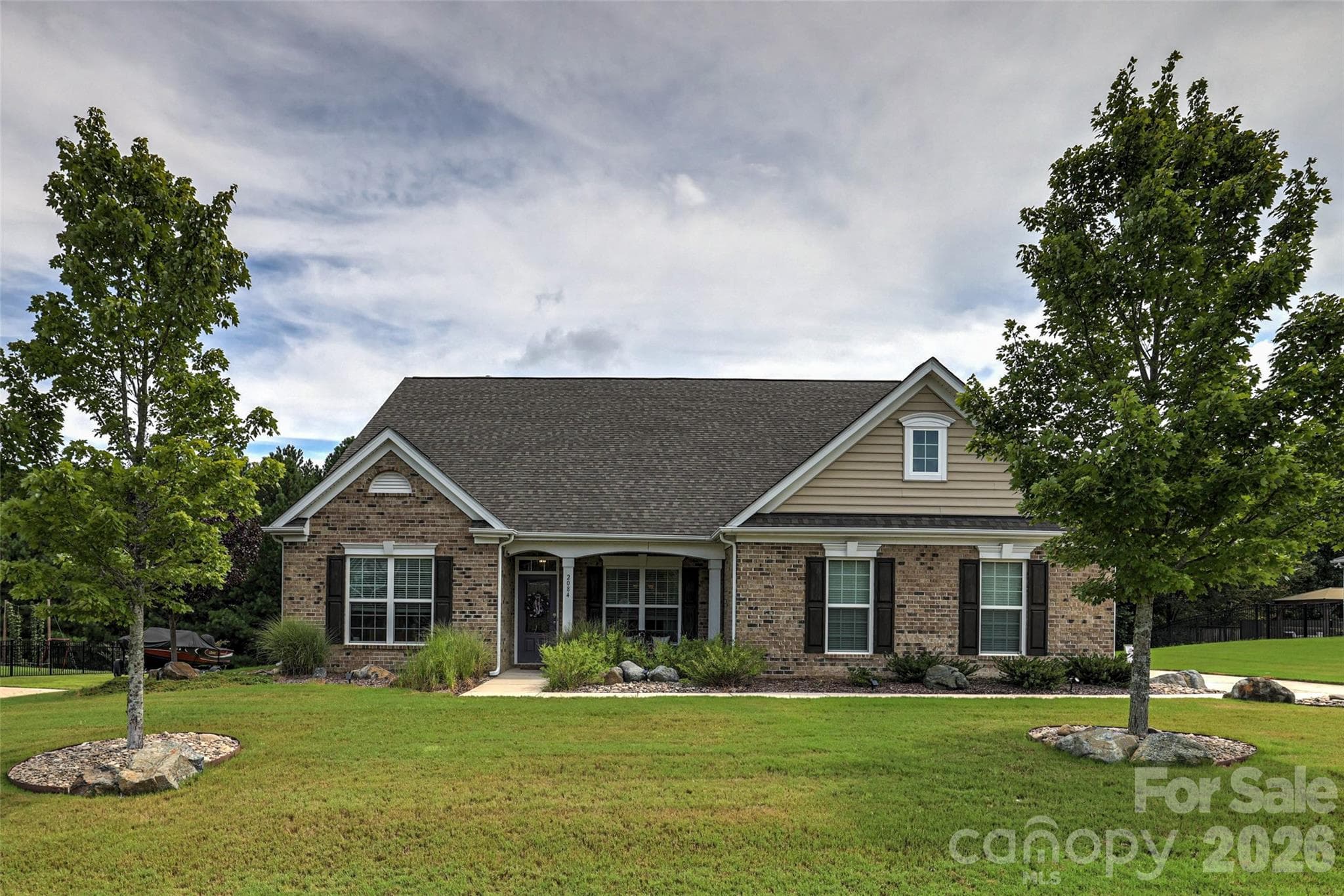 Single Family Residence at 2084 Fuera Road, York, photo 3 of 46