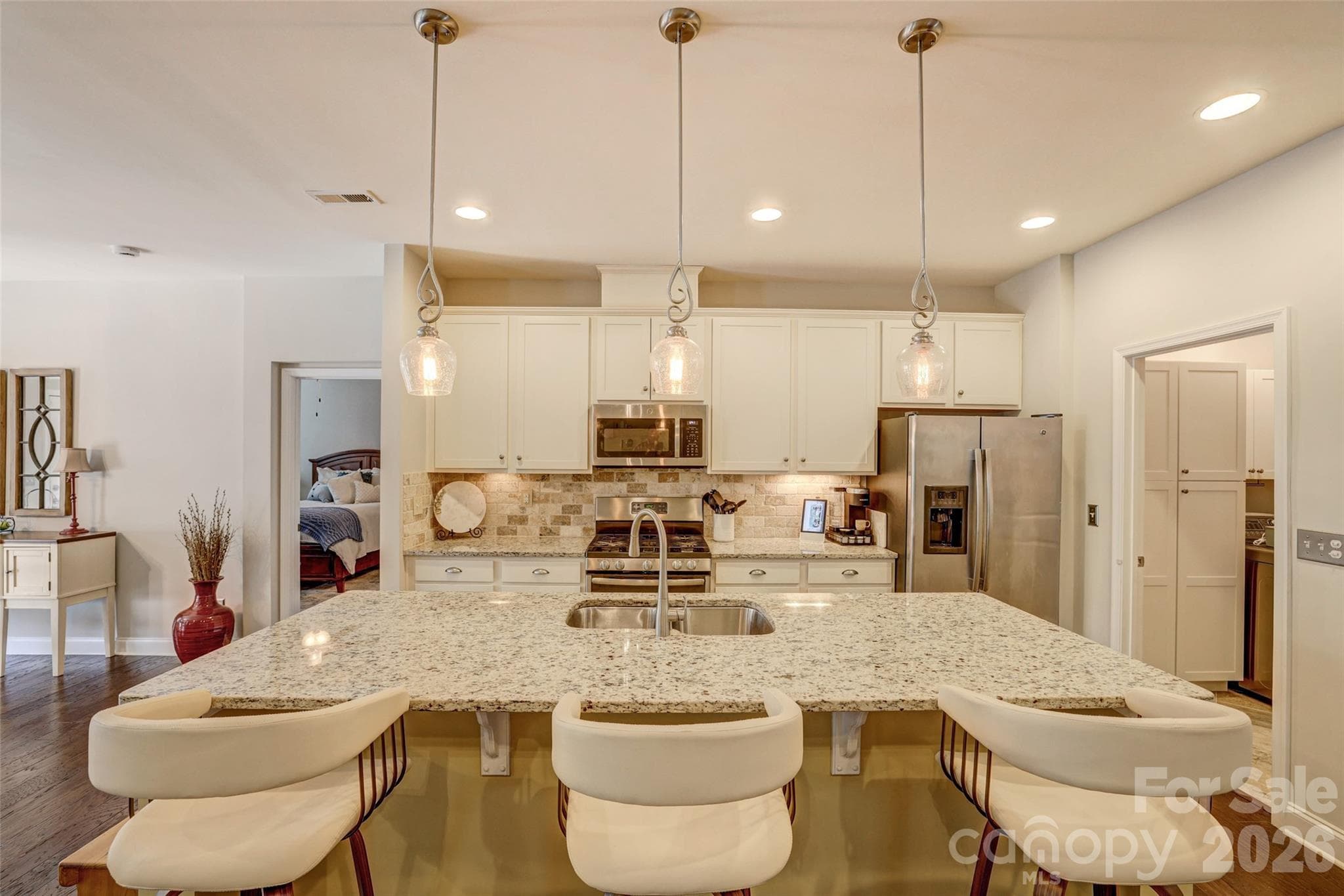 Single Family Residence at 2084 Fuera Road, York, photo 14 of 46