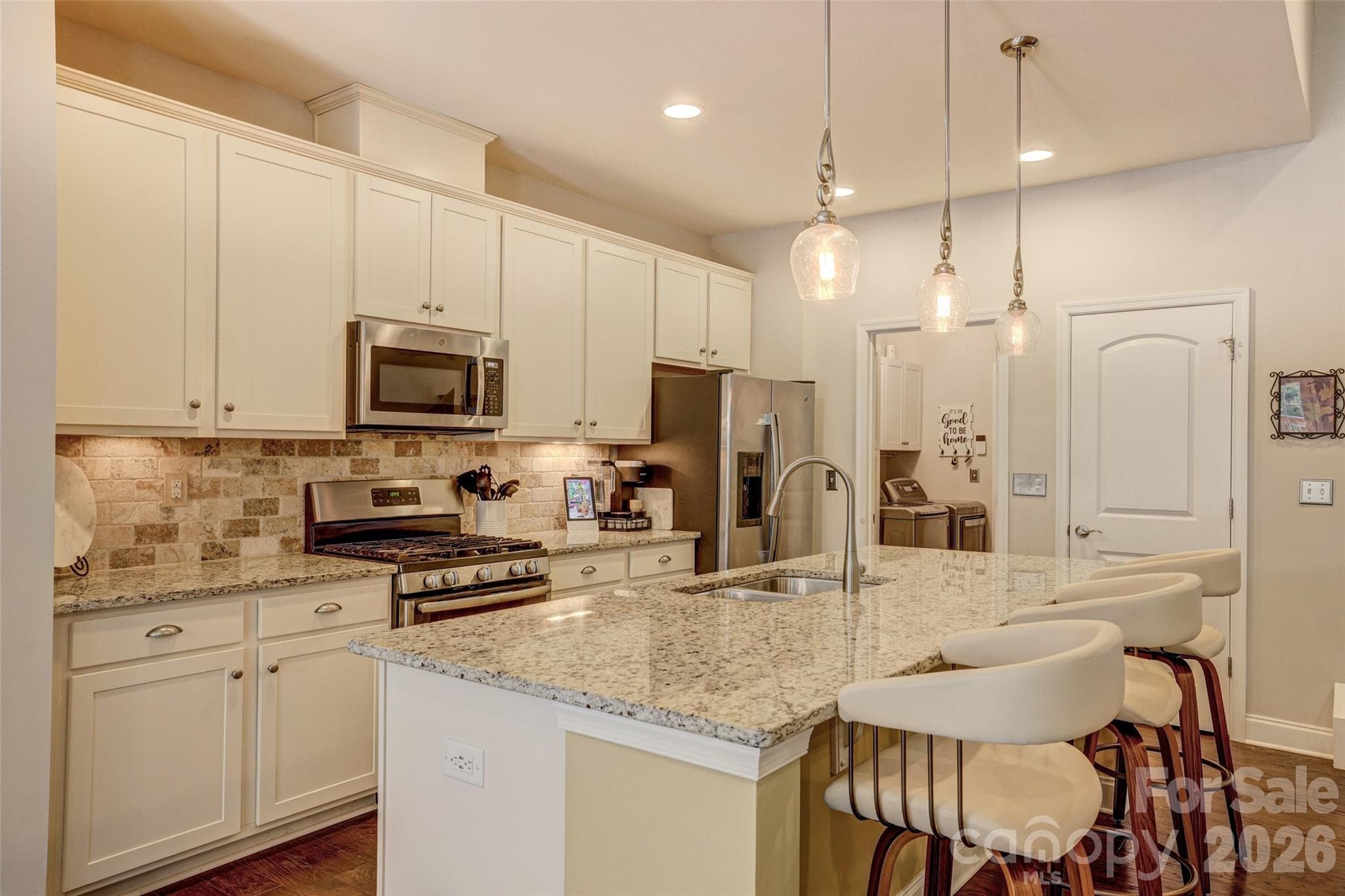 Single Family Residence at 2084 Fuera Road, York, photo 15 of 46