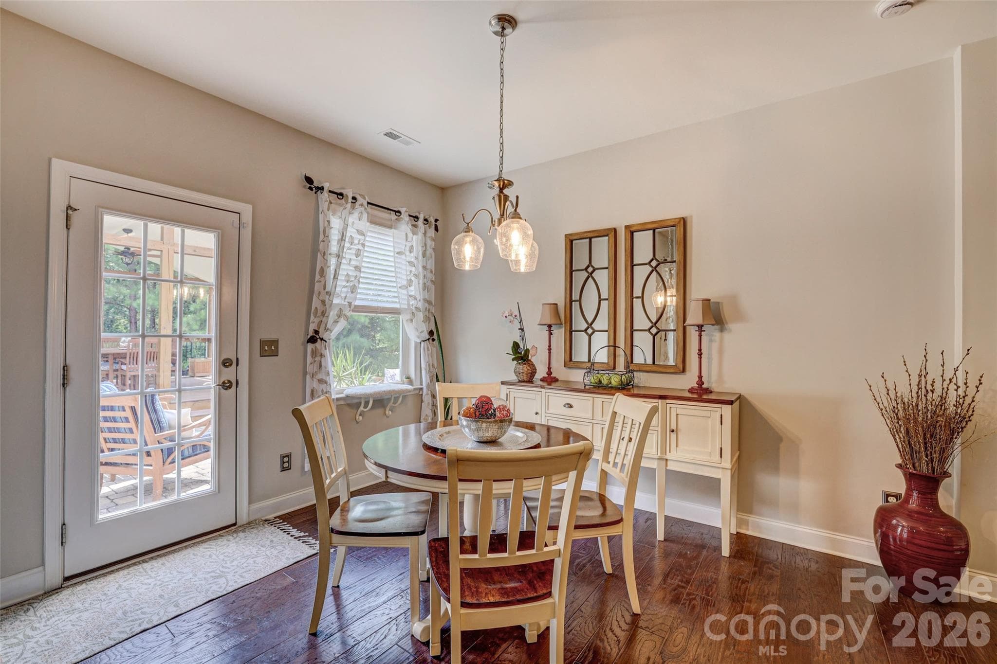 Single Family Residence at 2084 Fuera Road, York, photo 19 of 46