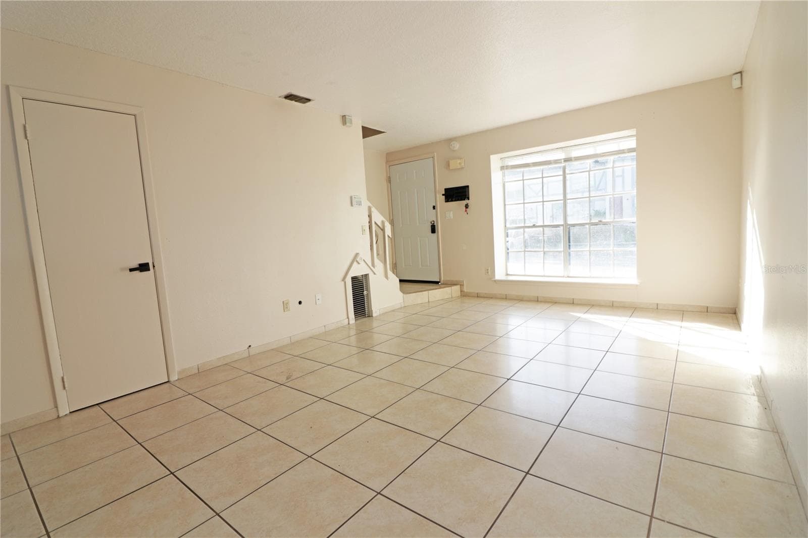 Townhouse at CHELSEA SQUARE 1, KISSIMMEE, photo 2 of 13