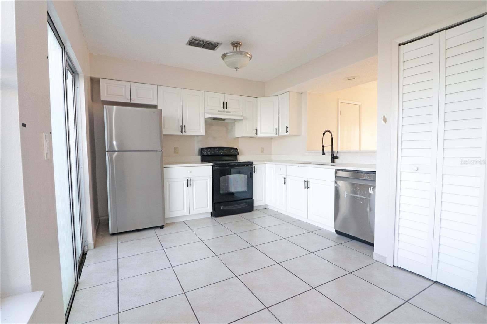Townhouse at CHELSEA SQUARE 1, KISSIMMEE, photo 4 of 13